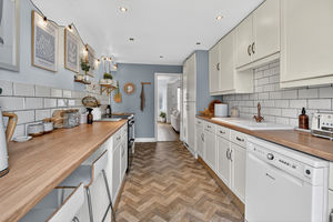 Photo 20- click for photo gallery